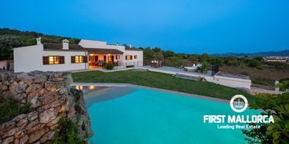 Inmobiliaria picture 0 Ref. Nº. 81582