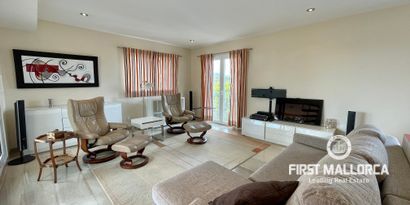 Real Estates picture 2 Ref. 81072