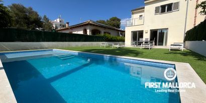 Real Estates picture 1 Ref. R27630