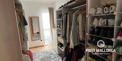 Real Estates picture 3 Ref. 81715