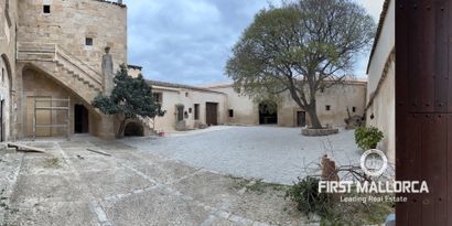 Real Estates picture 3 Ref. 81372