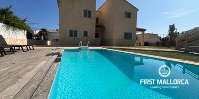 Real Estates picture 1 Ref. Nr. R20679