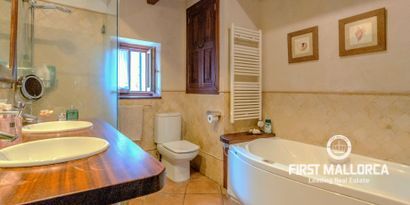 Real Estates picture 6 Ref. 80711