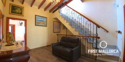 Real Estates picture 7 Ref. R27881