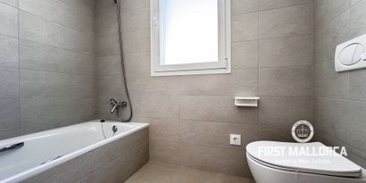 Real Estates picture 12 Ref. 81924