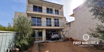 Real Estates picture 2 Ref. 70414