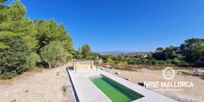 Real Estates picture 1 Ref. 75390