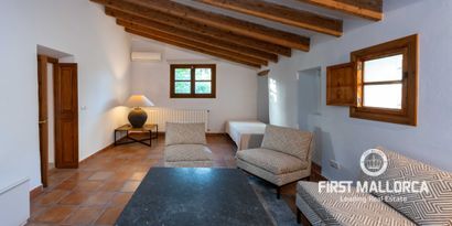 Real Estates picture 8 Ref. R21493