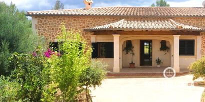 Real Estates picture 3 Ref. 81734