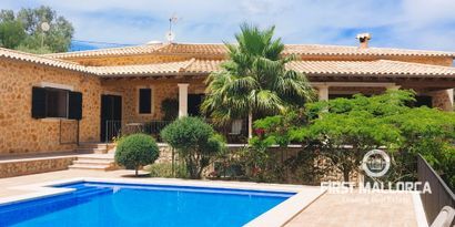 Real Estates picture 0 Ref. 81734