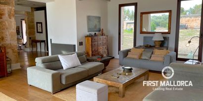 Real Estates picture 3 Ref. R27933