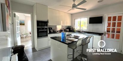 Real Estates picture 11 Ref. R27994
