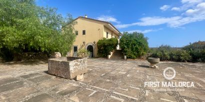 Inmobiliaria picture 1 Ref. Nº. 82113