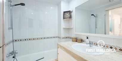 Inmobiliaria picture 8 Ref. Nº. R28123