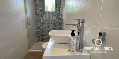 Real Estates picture 7 Ref. 82171