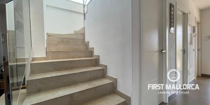 Real Estates picture 8 Ref. 82171