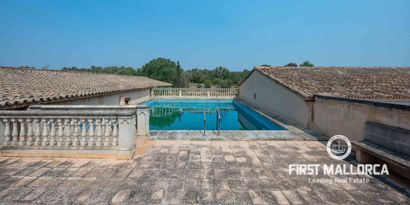 Inmobiliaria picture 3 Ref. Nº. 82113