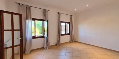 Inmobiliaria picture 10 Ref. Nº. R13581