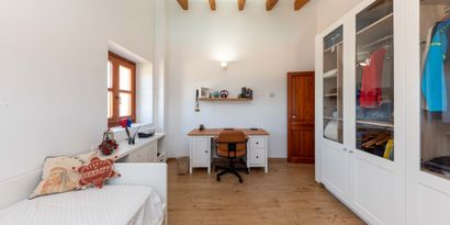 Real Estates picture 15 Ref. 82231