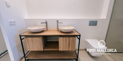 Real Estates picture 7 Ref. 79420