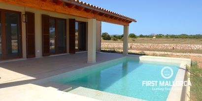 Real Estates picture 2 Ref. 79420