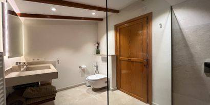 Inmobiliaria picture 9 Ref. Nº. R27883