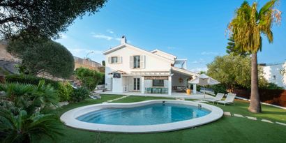 Real Estates picture 2 Ref. 68948