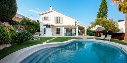 Real Estates picture 1 Ref. 68948