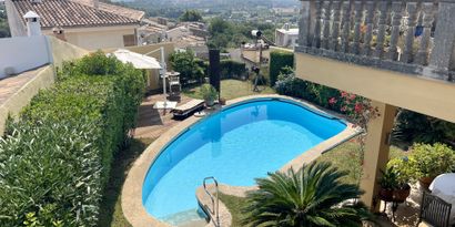 Real Estates picture 2 Ref. 82253