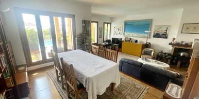 Real Estates picture 7 Ref. 82253