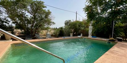 Real Estates picture 4 Ref. 82325