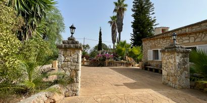 Real Estates picture 0 Ref. 82325