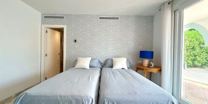 Real Estates picture 15 Ref. R28255