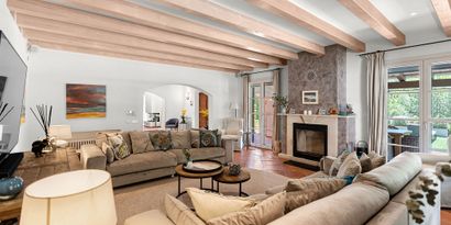 Inmobiliaria picture 8 Ref. Nº. 82342