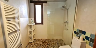 Inmobiliaria picture 24 Ref. Nº. 82339