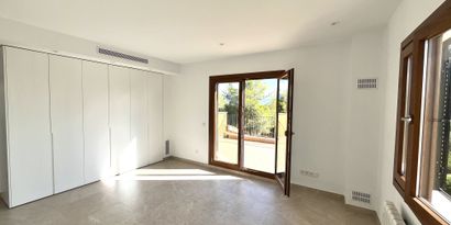 Real Estates picture 6 Ref. R9470