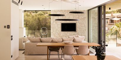 Inmobiliaria picture 4 Ref. Nº. 74785