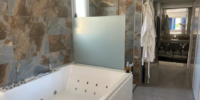 Real Estates picture 8 Ref. 74570