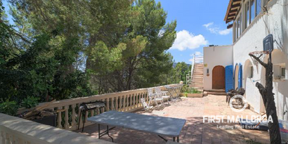 Real Estates picture 9 Ref. 74570