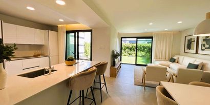 Inmobiliaria picture 4 Ref. Nº. 74881