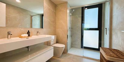 Inmobiliaria picture 10 Ref. Nº. 74860