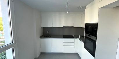 Real Estates picture 4 Ref. R28401