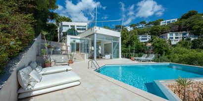 Real Estates picture 1 Ref. 82351