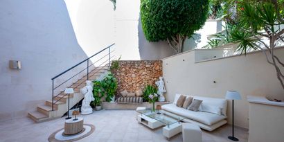 Real Estates picture 20 Ref. 82351