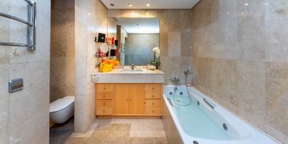 Real Estates picture 10 Ref. 82351