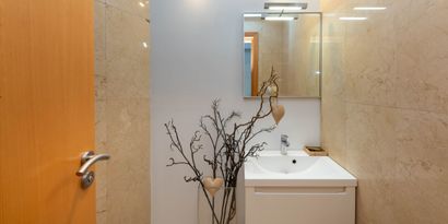 Real Estates picture 12 Ref. 82351