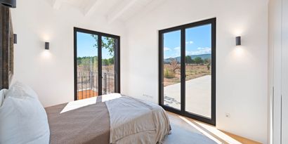 Real Estates picture 9 Ref. 79095