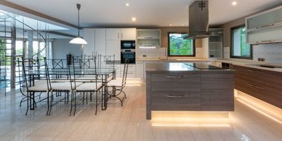 Inmobiliaria picture 12 Ref. Nº. 74076