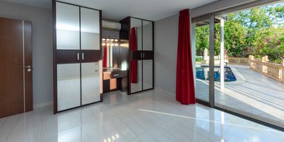 Inmobiliaria picture 20 Ref. Nº. 74076