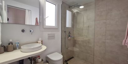 Real Estates picture 10 Ref. R28429